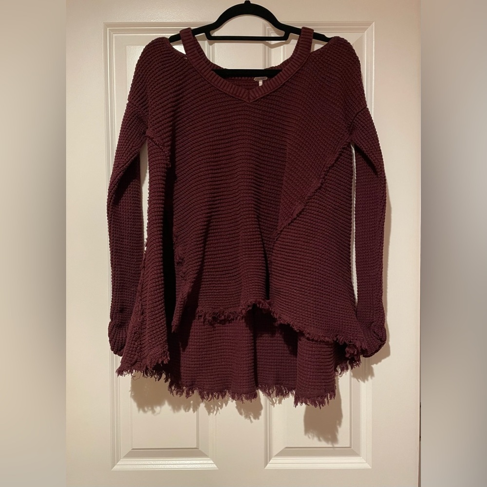 Free People maroon sweater size small